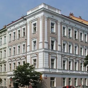 vizitați hotelul