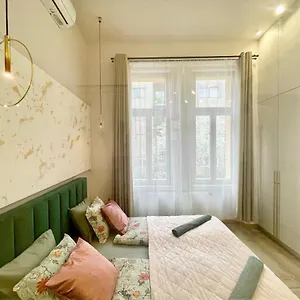 vizitați hotelul