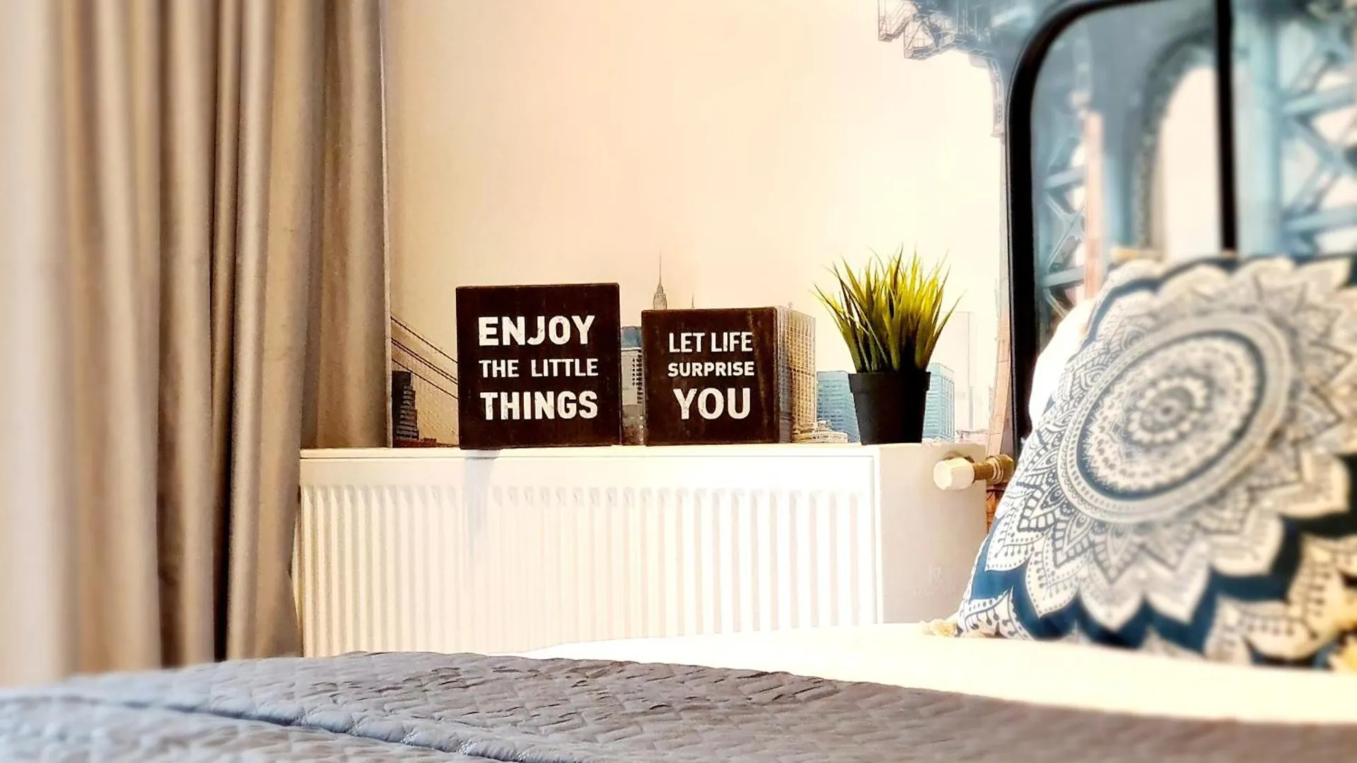 Bridge 113 - Studio Apartment With Free Parking & Flexible Check-In, Sector 6 Bukarest 0*,