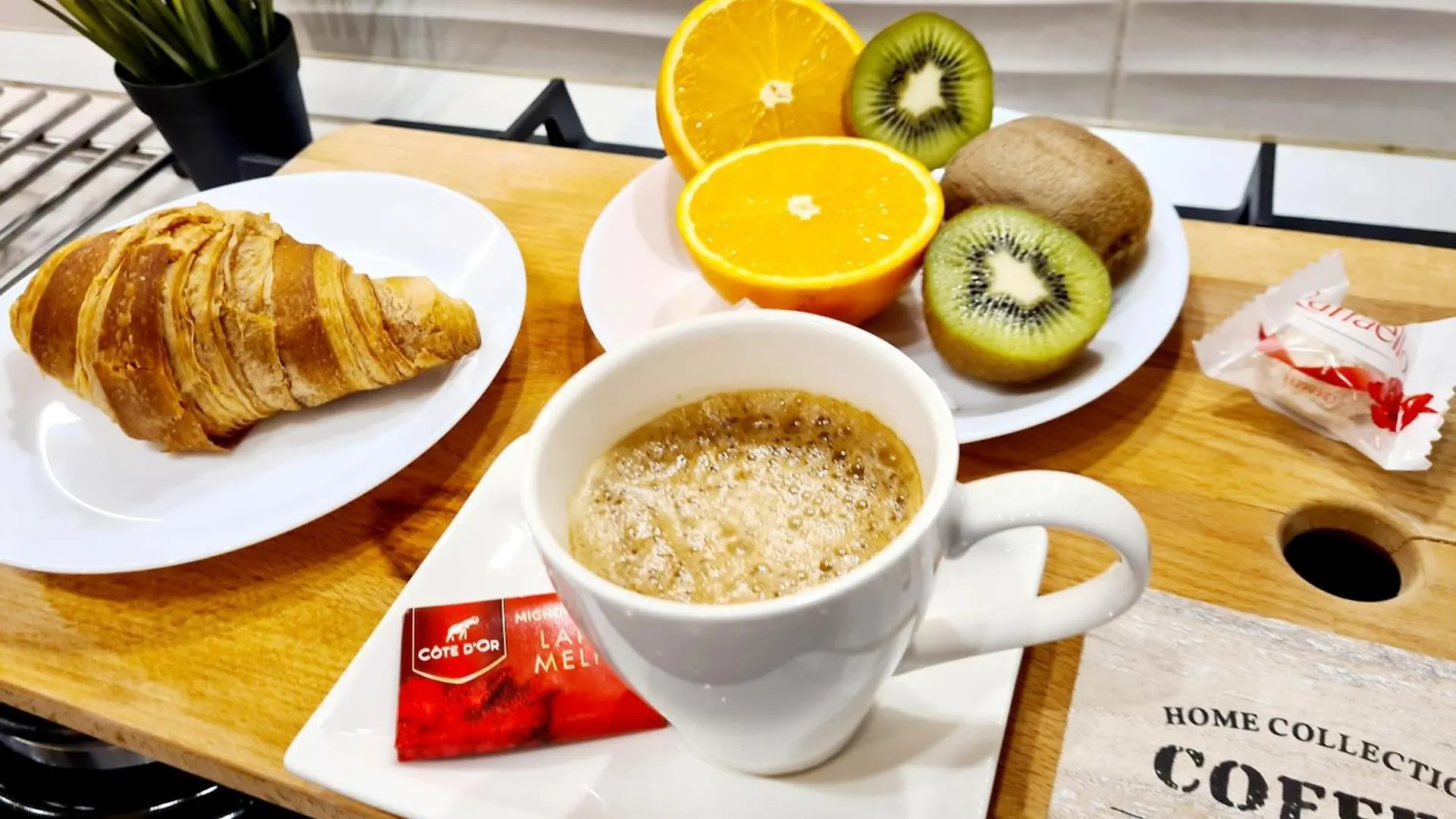 Bridge 113 - Studio Apartment With Free Parking & Flexible Check-In, Sector 6 Bucureşti România
